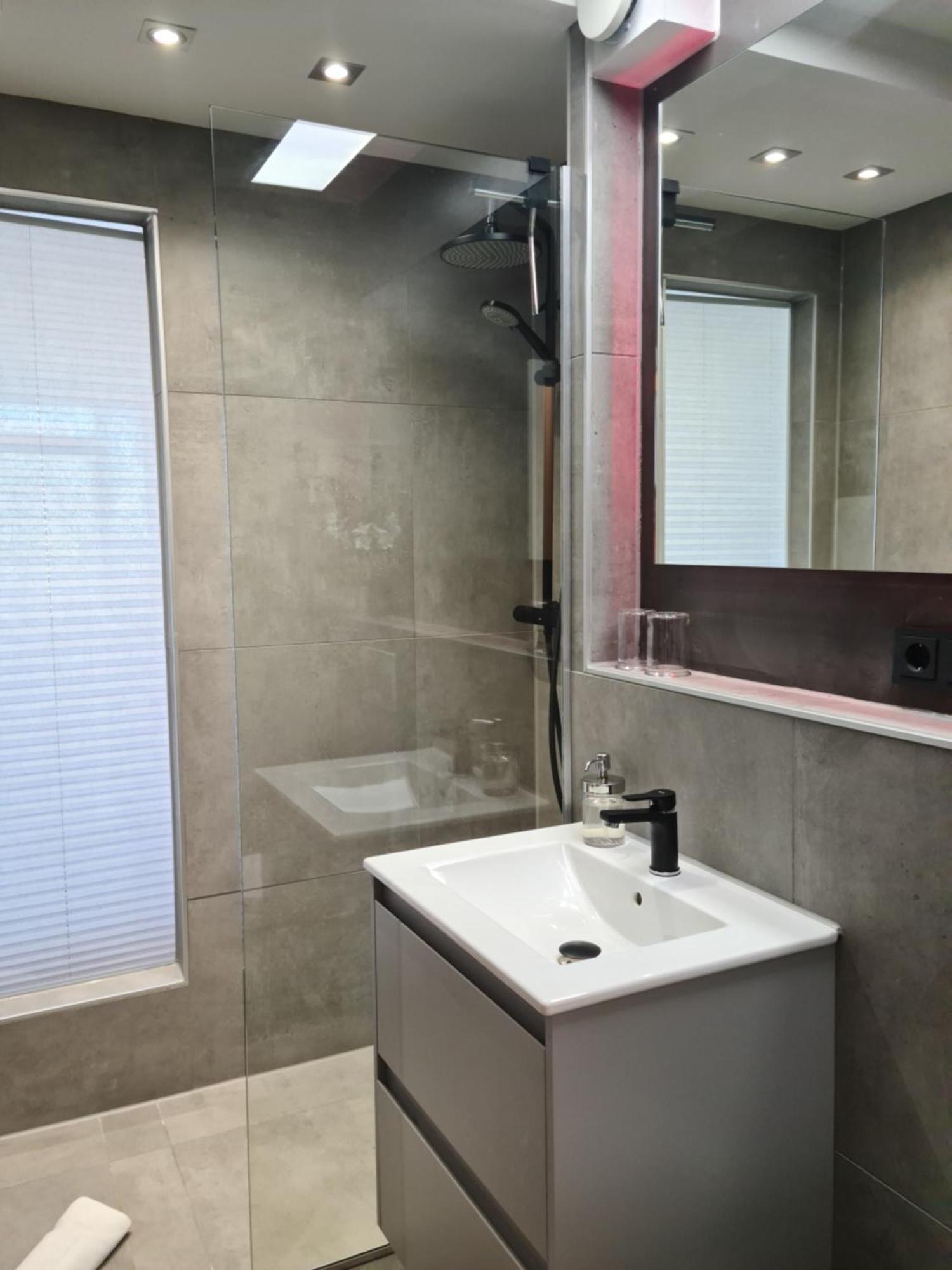 Rheinblick Apartments Köln Ngoại thất bức ảnh